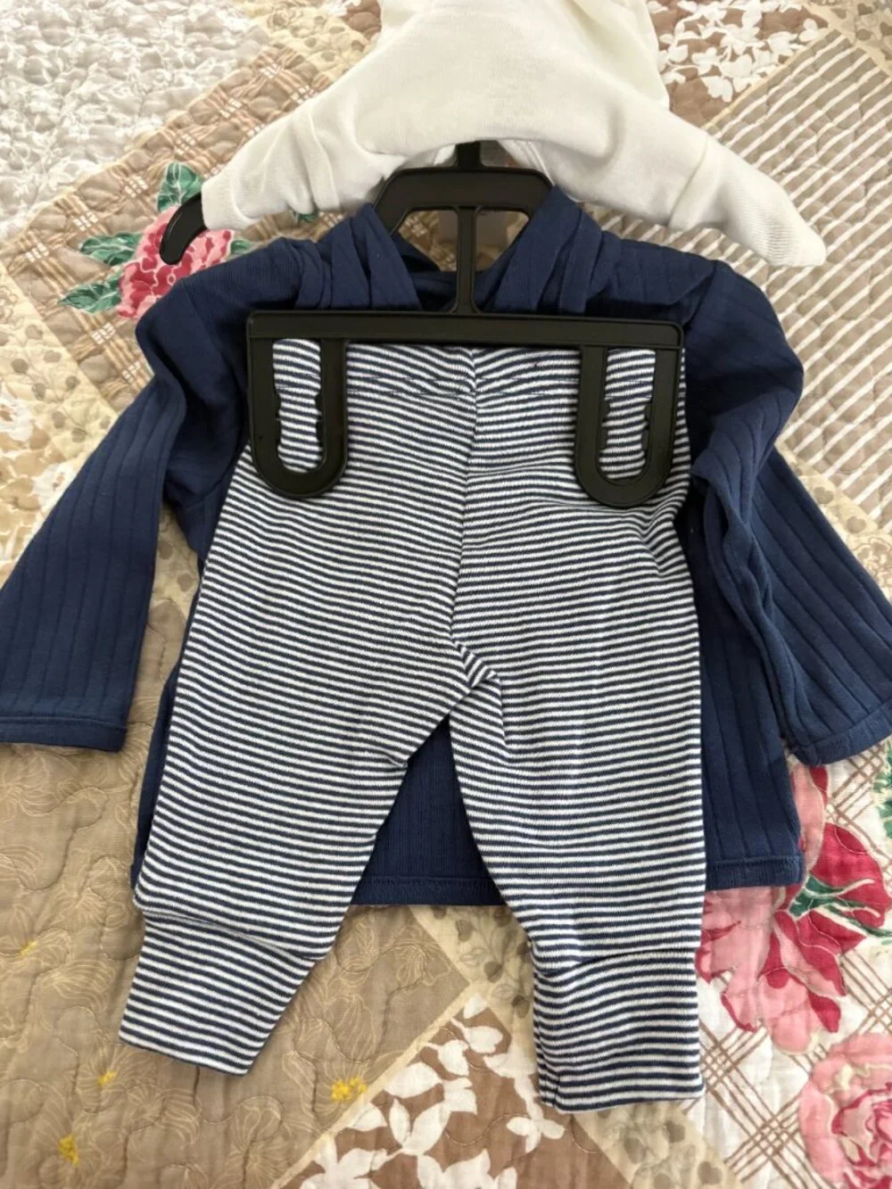 Carter's Child of Mine Baby Boy 3-Piece Cardigan Outfit Set Size 0-3 months